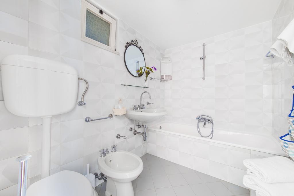 L'Uliveto Bed and Breakfast Positano Exteriör bild