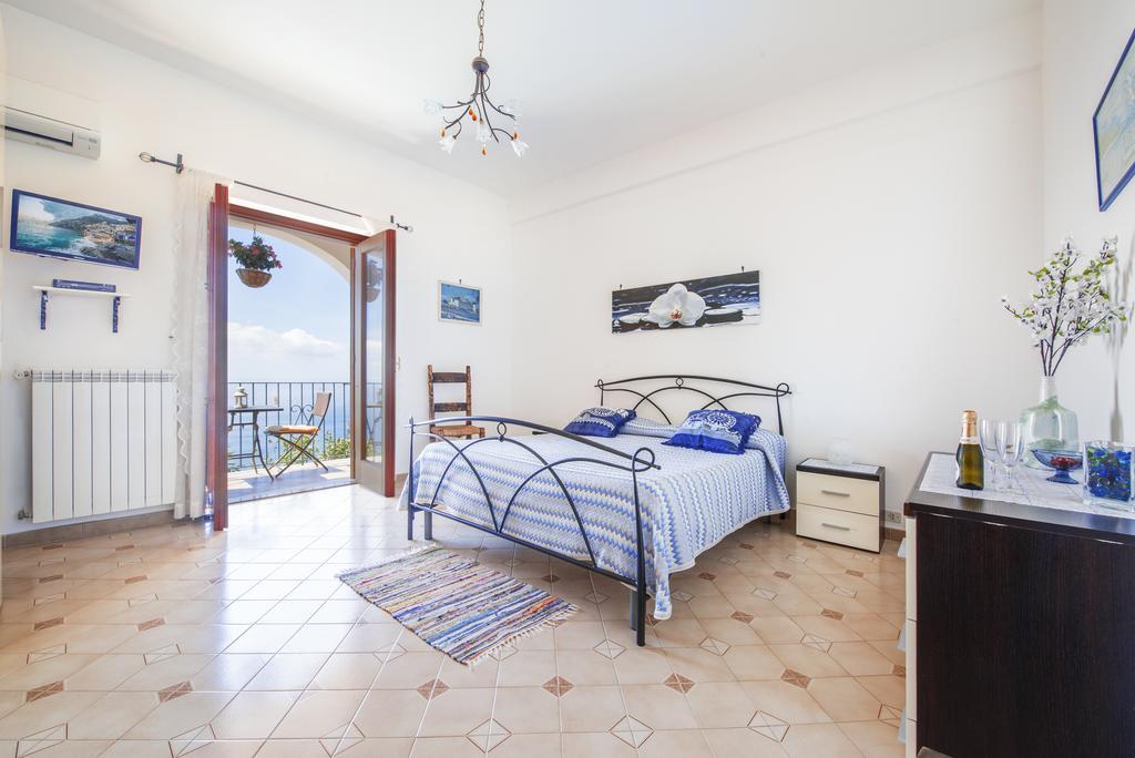 L'Uliveto Bed and Breakfast Positano Exteriör bild